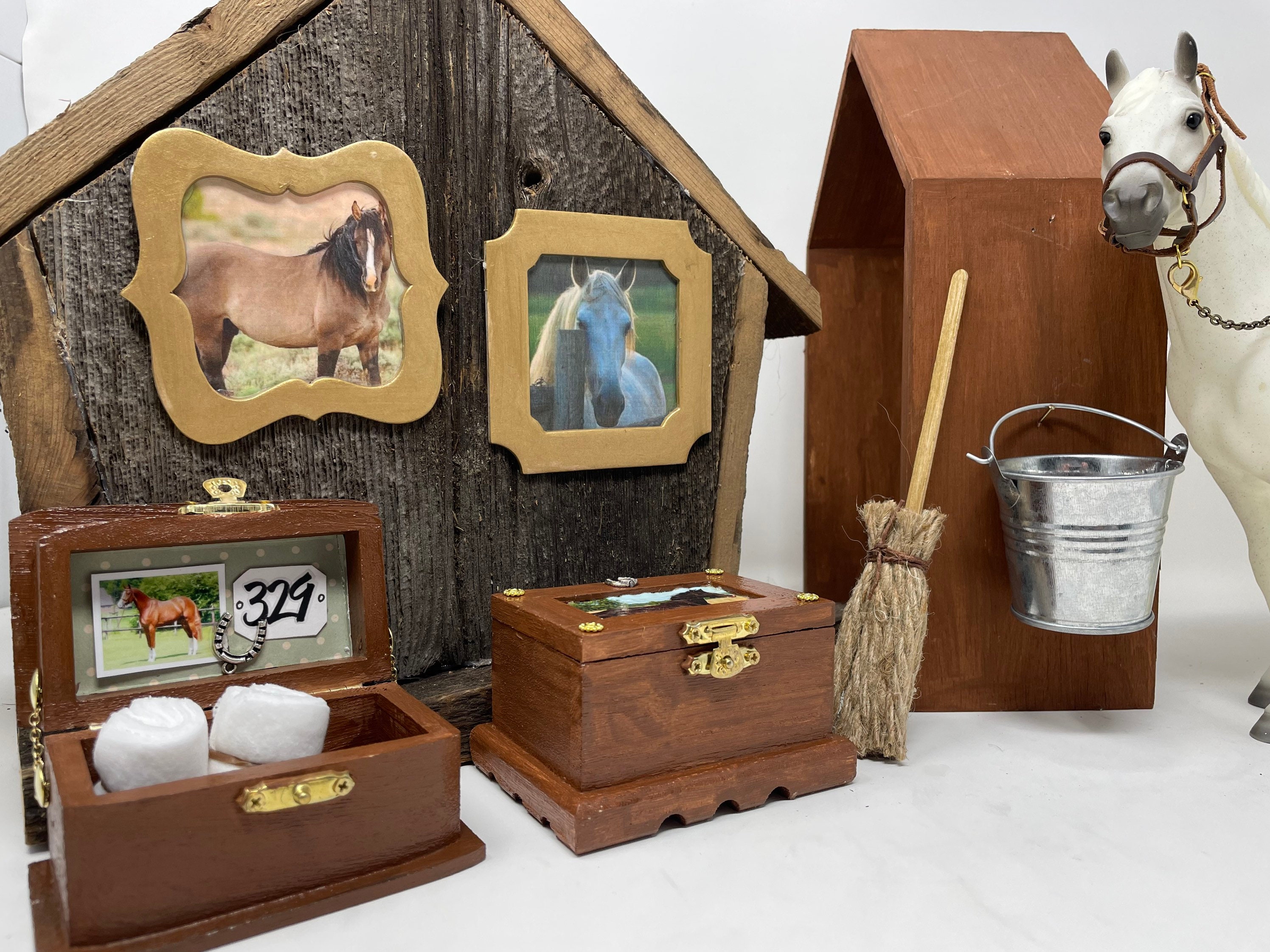 Breyer Horse Barn Accessory Breyer Horse Barn Water Buckets Model Horse