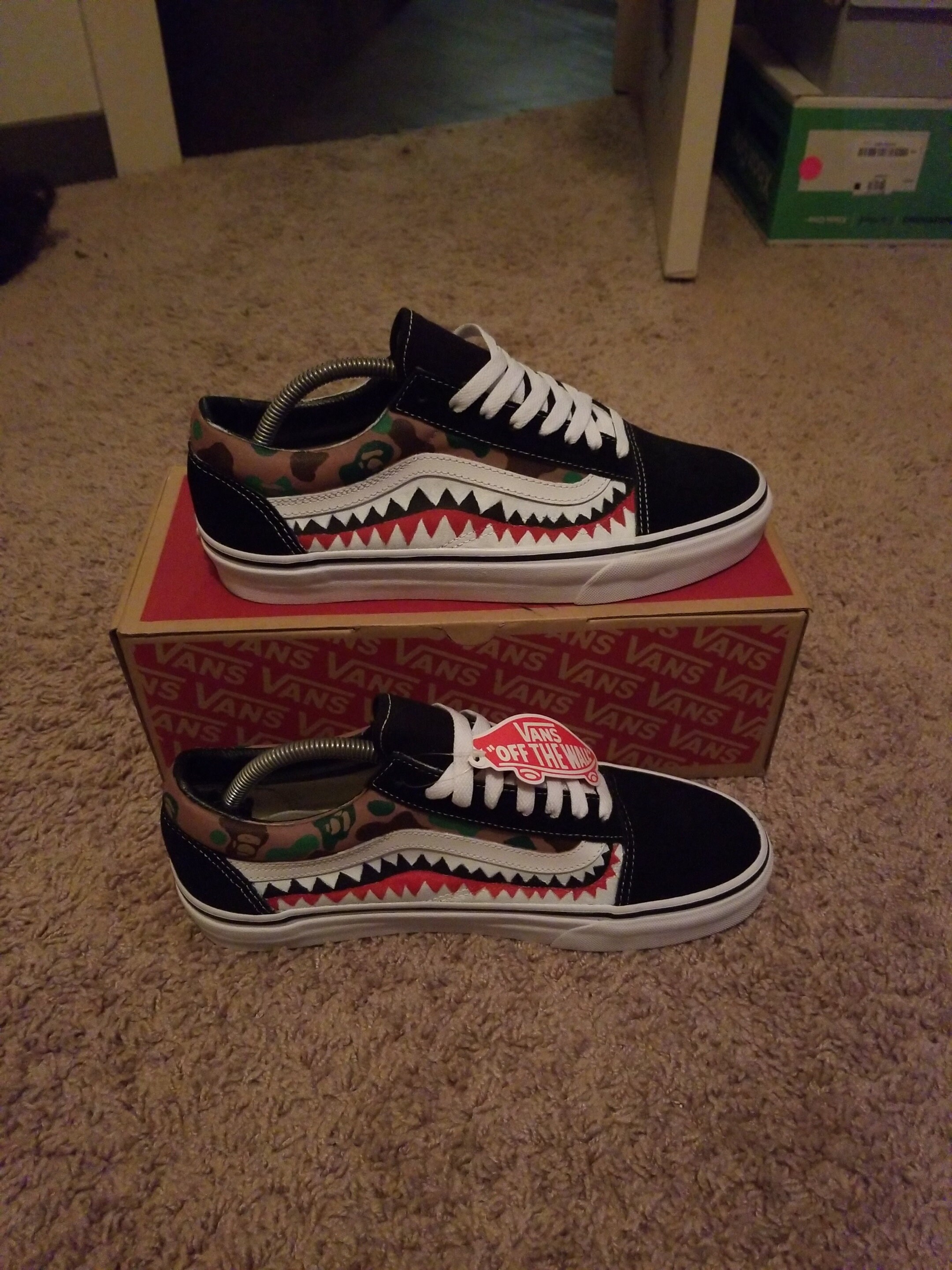 vans sharktooth