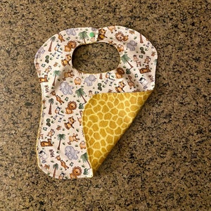 Safari bib, giraffe bib, animal bib, infant bib, baby bib, baby shower gift, reversible bib, snap bib, dribble bib, toddler bib, baby gift