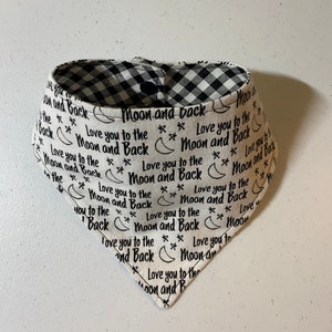 Reversible Bandana Bib: Love You to the Moon, Black Plaid