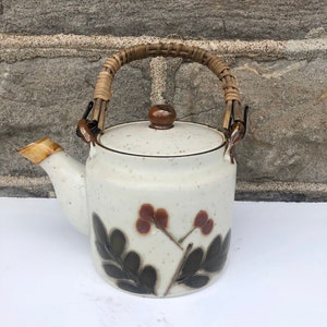 Vintage teapot - Japanese teapot - Vintage Otagiri Teapot - wooden handle-Vintage Ceramic Teapot- Asian Teapot- floral pattern- home deco