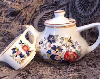 Zestaw do herbaty w stylu vintage, duży zestaw do herbaty i dzbanka do mleka, zestaw do herbaty w stylu vintage, kwiatowy wzór, porcelana w stylu vintage, zestaw do herbaty w stylu kwiatowym, wyprodukowany w Japonii