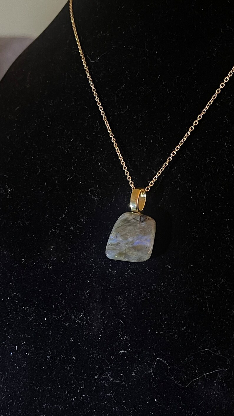 Labradorite Gemstone With Special Healing Effects for the Mind. Very Nice Piece to Be Worn by