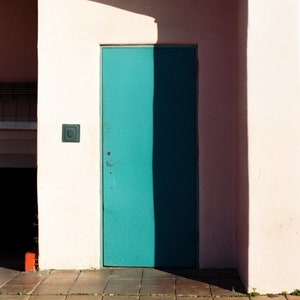 green door