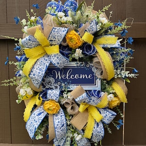 Blue and Yellow Welcome Wreath, Farmhouse Door Decor, Summer Floral Wreath with Burlap and Lace, Rustic Front Porch Decoration, Gift Ideas
