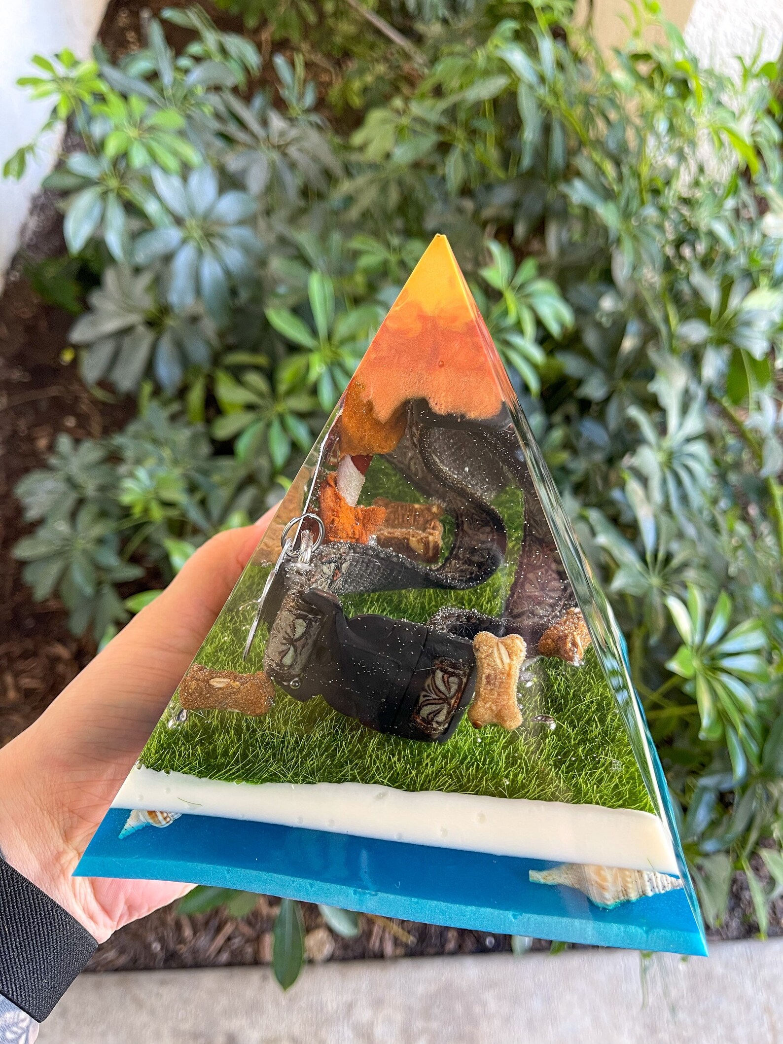 Memorial Pyramid. Dog Memorial. Custom Pyramid. Custom Resin Etsy