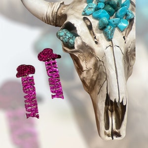 Howdy Hot Pink Glitter Cowgirl Hat Earring,Howdy Earring Pink glitter ,Howdy Earrings, Cowgirl Hat.. Punchy bachelorette