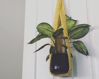 Crochet Pattern Iris Plant Hanger Macrame Inspired