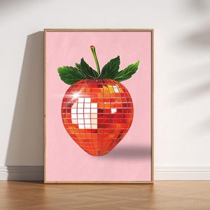 Lámina artística de fresa disco, fresa con bola de discoteca, póster de moda en rosa y rojo, discoteca glam retro de los años 70, decoración de pared de cocina, fruta disco, diversión funky
