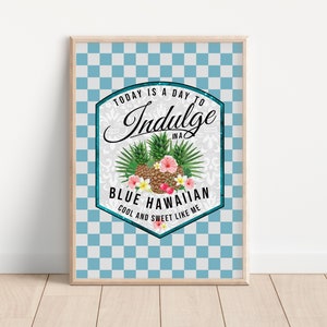 Impression cocktail hawaïen bleu - rétro, été des années 1970, pastels vifs, impression de mode tendance, art de bar, affiche de cuisine, ananas en damier