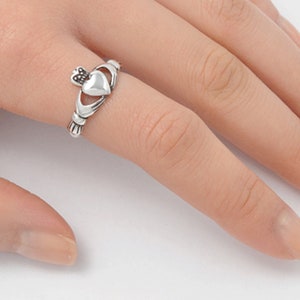 Sterling Silver Claddagh Ring - Irish Wedding Celtic Heart Thumb Ring