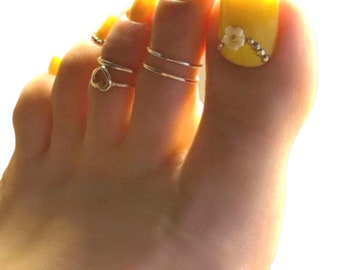 Gold Toe Ring, 14k Gold Filled 3 Rings, Gold Toe Rings, Toe Rings Adjustable, Heart Toe Ring, #toerings #toering #goldtoerings toe ring