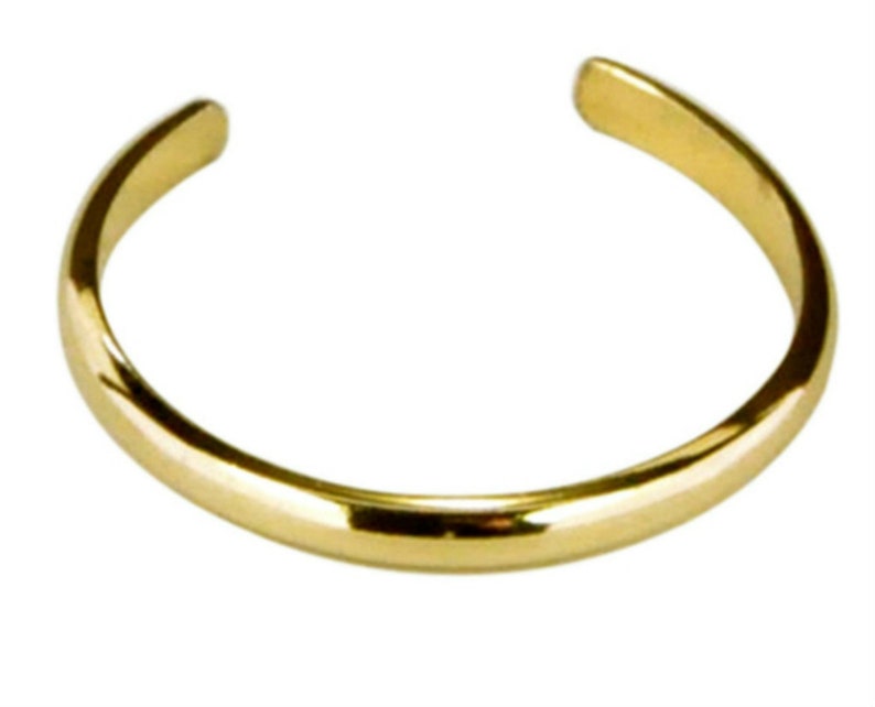 Тонкое кольцо для фотошопа. МЭШ сталь золото кольцо тонкое Тоус. 1.5Mm Band 14k Gold Ear Cuff купить.