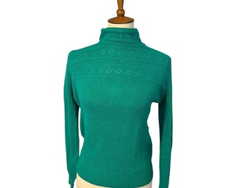VTG Green Lambswool Angora Mock Button Neck Grandmacore Sweater. SZ Med. Retro.