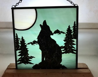 WOLF SPIRIT ANIMAL TOTEM Howling WOLF and MOON Stained Glass Look SUNCATCHER