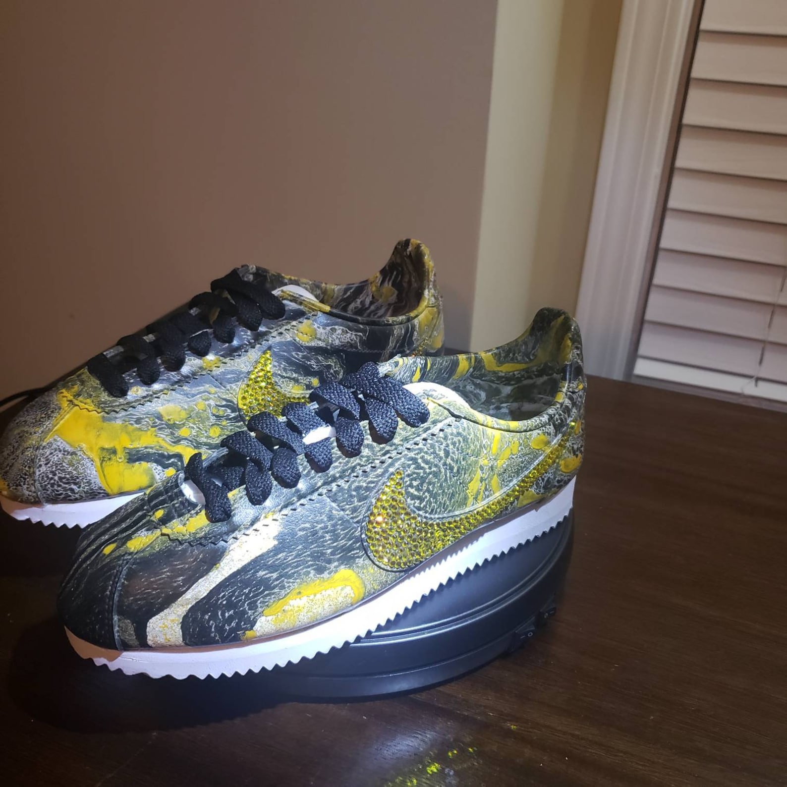 custom nike cortez shoes