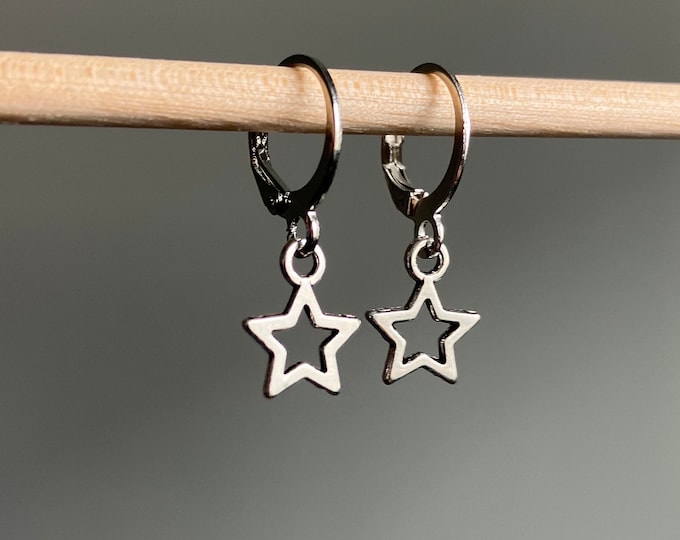 Star Earrings, Silver Star Earrings, Open Star Earrings, Lever Back Star Earrings