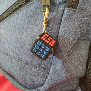 Rubik&#39;s Cube Key chain 3D cross stitch