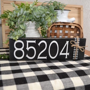 11" Zip Code Sign