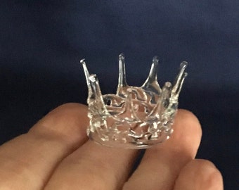 miniature crowns for dolls