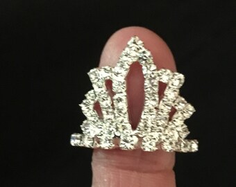 miniature crowns for dolls