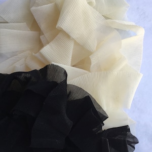 Pleated Chiffon 6 or 8 yard piece unruffled trim Off white- black high quality chiffon pleat trim-pleated trims for dresses sleeves costumes