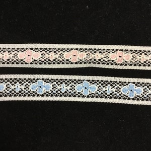 Vintage 4 yards pink or blue flat lace yardage 3/4 inch wide-Dainty pink or blue flower in middle-lace by yard-white and blue pink lace