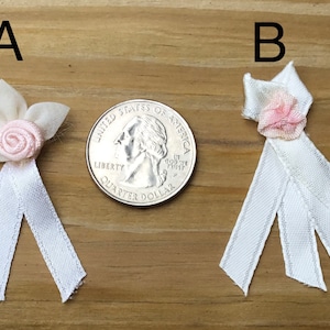 Vintage 8er oder 12er Zählpack mini Satinband Rose/Blumenschleifen-Weiß/rosa Farbe Schleife-Miniatur-Satinschleife-Zierliche Miniatur-Schleifen-Basteln