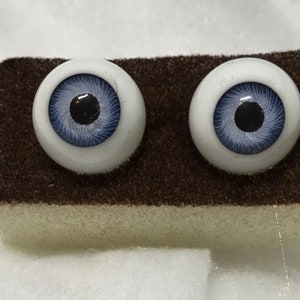 GLASAUGEN 16mm Vintage Blue/Violet GLASS BLOWN eyes For doll crafting From Glasaugen,Lausha West Germany-