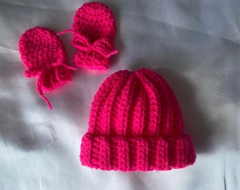 Ensemble bonnets et mitaines rose vif pour bébé fille Bonnet d'hiver épais et doux fait main, nouveau-né/0-3 mois