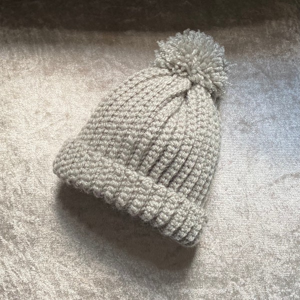 Handmade baby bobble hat Baby hat Thick soft winter Hat,boys/girls warm winter essentials  0-3-9m baby gift crochet hat gender reveal