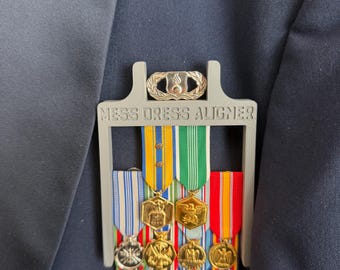 Air Force Mess Dress Aligner