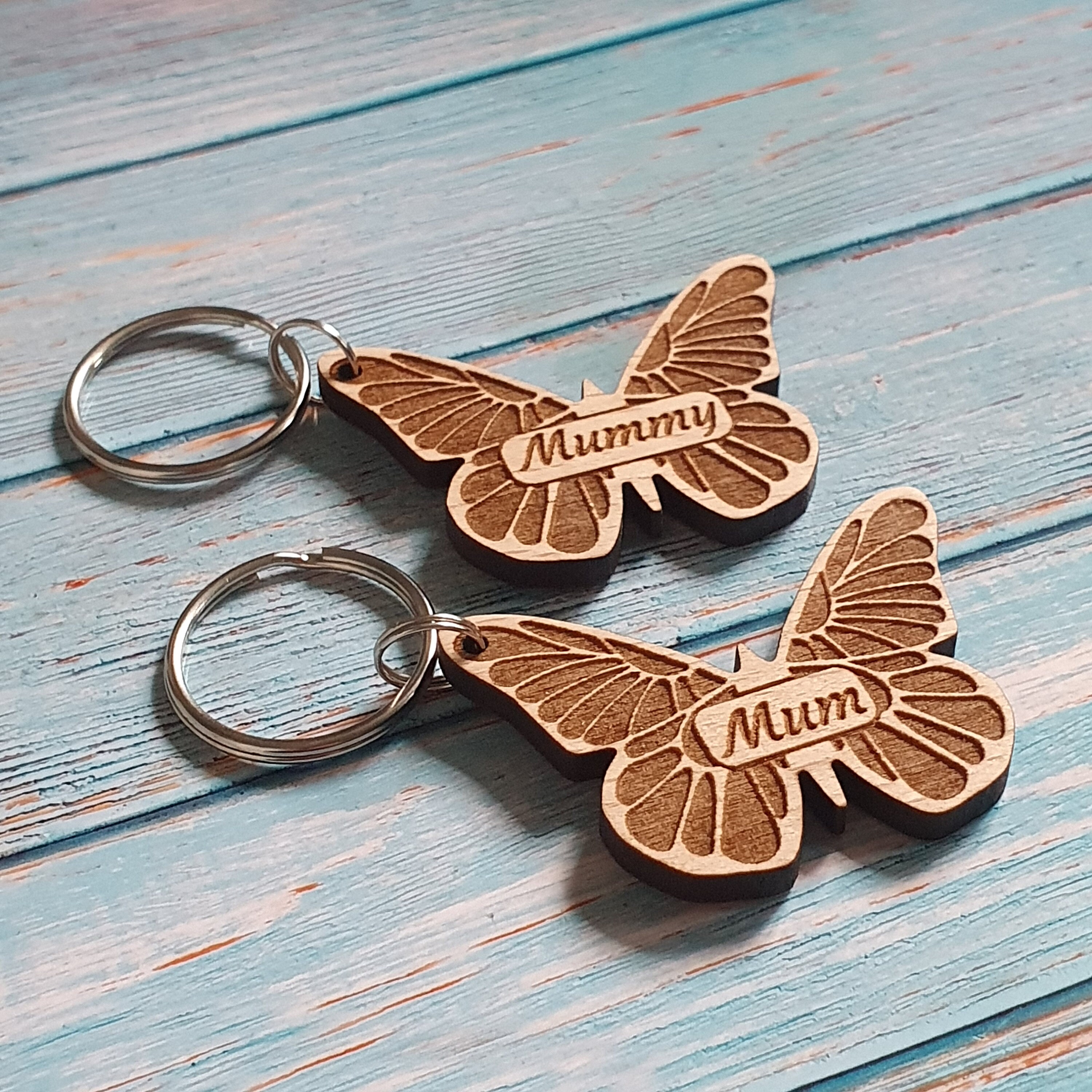 Personalized Butterfly Memorial Keychain Favors 50 Keychains In Sachet - Foto 2
