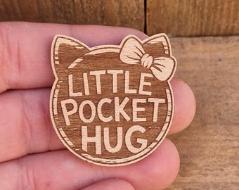 Engraved Beech Wood Pocket Hug Cat Token - Personalized Keepsake