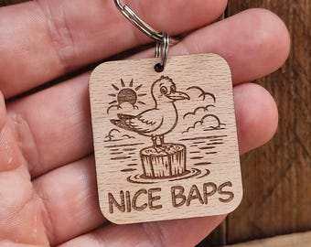 Funny Seagull Wooden Keyring: Cheeky Coastal Gift