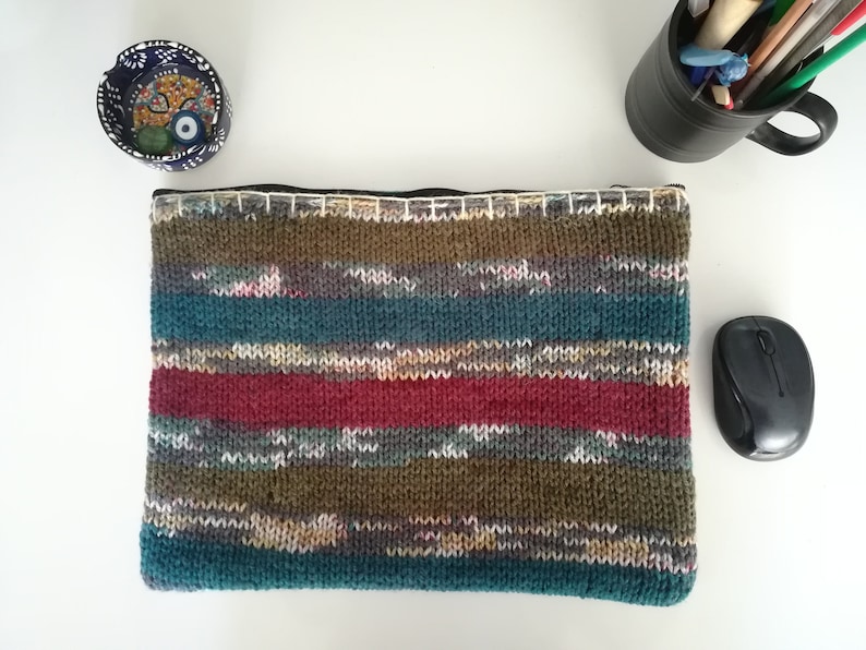 Crochet Laptop Case, Laptop Sleeve 13 Inch, MacBook Sleeve, Gift for