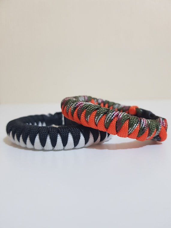 Corkscrew paracord bracelet no buckle sale