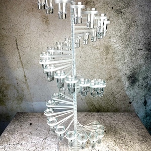 Acrylic Spiral Shot Glass Stand: Wedding Dessert Display (20/40 Shots or Dessert Glasses)