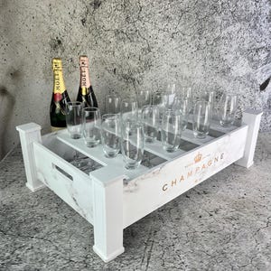 シャンパン クレート パレット、フルート クレート、シャンパン スタンド、シャンパン ウォール、シャンパン カート フルート ディスプレイ、卓上スタンド、フルート 16 本収納可能 24 インチ x 16 インチ