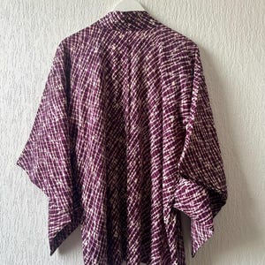 Lila Seide Haori Kimono aus Japan