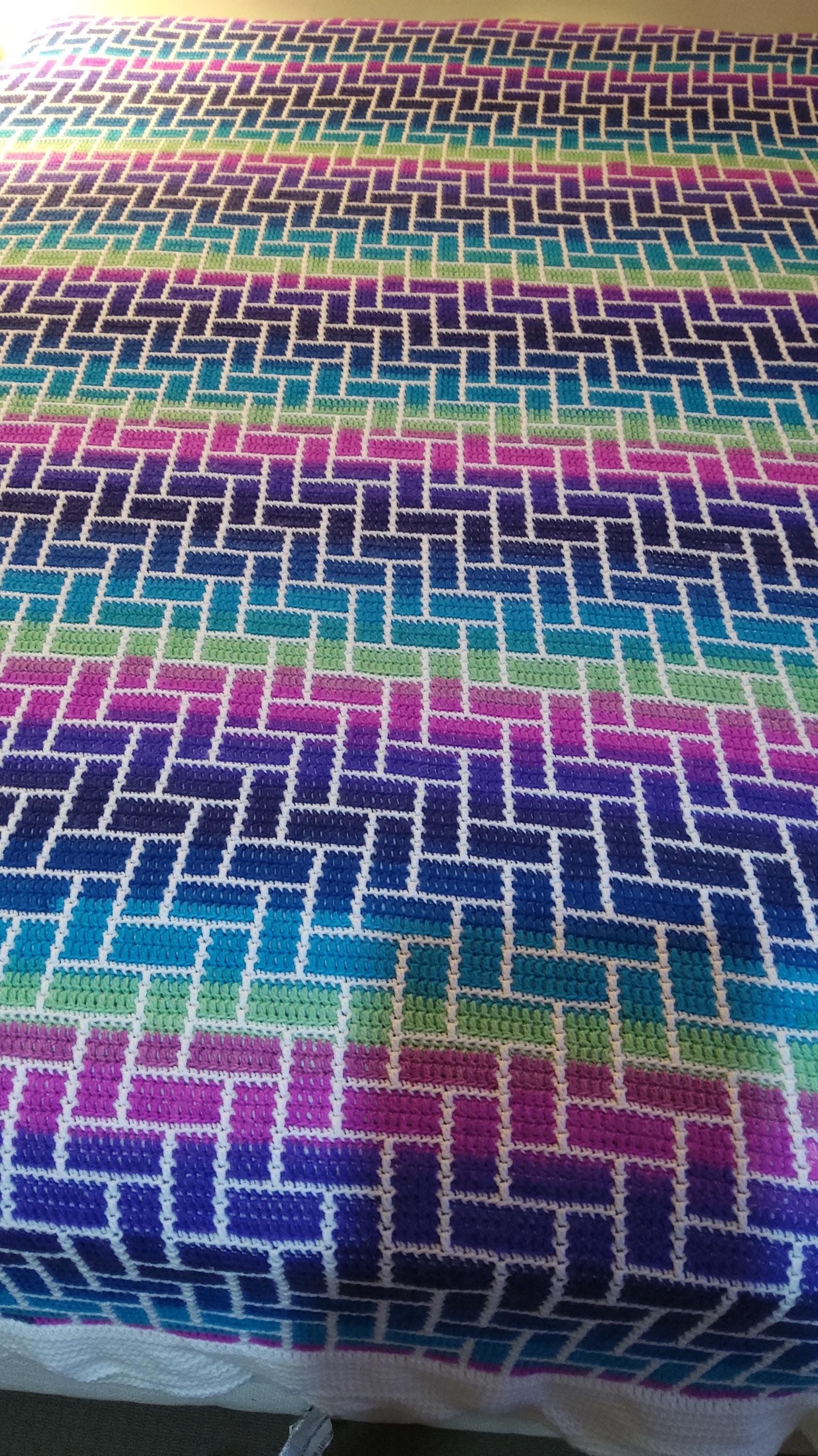 Dominoe's overlay mosaic crochet blanket