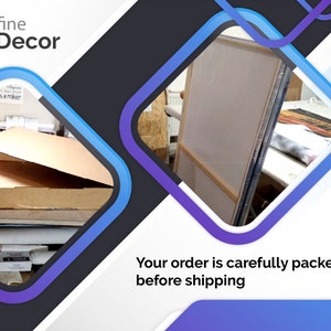 Op de afbeelding: Een close-up van een canvas schilderij dat zorgvuldig wordt verpakt in een kartonnen doos. De doos is open en het schilderij leunt tegen de zijkant. De tekst "Your order is carefully packed before shipping" is zichtbaar in de rechterbenedenhoek van de afbeelding.