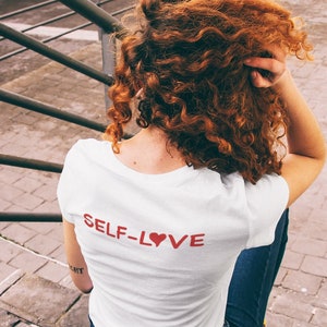 Koszulka Self Love, Koszulka Love Yourself, Damska koszulka graficzna Love, Koszulka dla dziewczynek