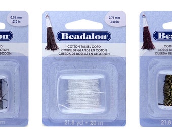 Cordon à pampilles en coton Beadalon® pour motifs à pampilles - Diamètre 0,76 mm (0,030 po.) - La bobine comprend 20 m / 21,8 vg - Disponible dans des couleurs métalliques