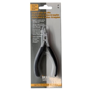 May include: Black handled tungsten carbide side cutters with the text "The Bead Smith" and "Super fine series - Série très fine" on the packaging.