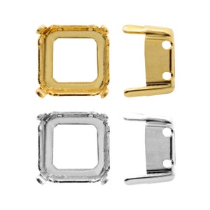 Puede incluir: Dos pares de engastes cuadrados para la elaboración de joyas. Un par es de color dorado y el otro es de color plateado.