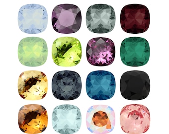 Puede incluir: Surtido de 16 piedras preciosas talla cojín en varios colores, incluyendo azul claro, morado, gris, granate, verde, amarillo, negro y rosa.