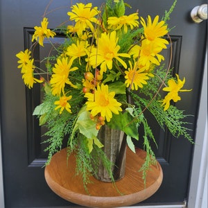 Yellow Daisy Watering Can Arrangement, Watering Can Wall Decor, Yellow Daisy Floral Arrangement, Entryway Decor, Summer Floral Arrangement image 5