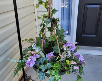 Spring and Summer Hanging Floral Arrangement, Purple and Green Floral Wreath Arrangement, Airy and Natural Grapevine Hanging Metal Tray