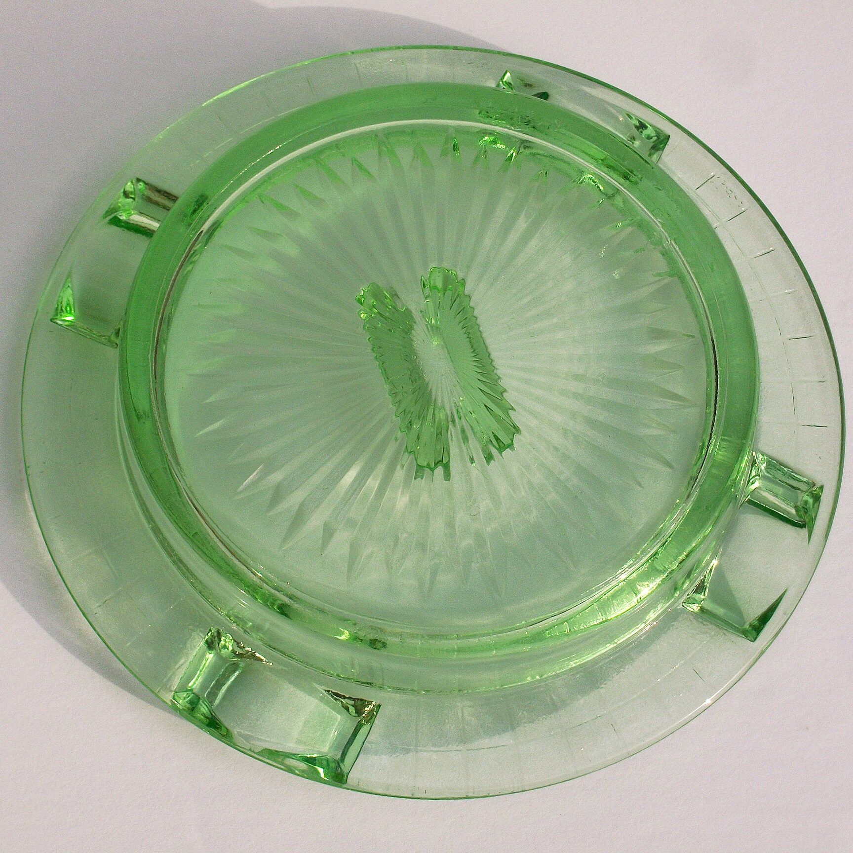 Vintage Hazel Atlas Uranium Green Glass / Ashtray Matchbox Etsy